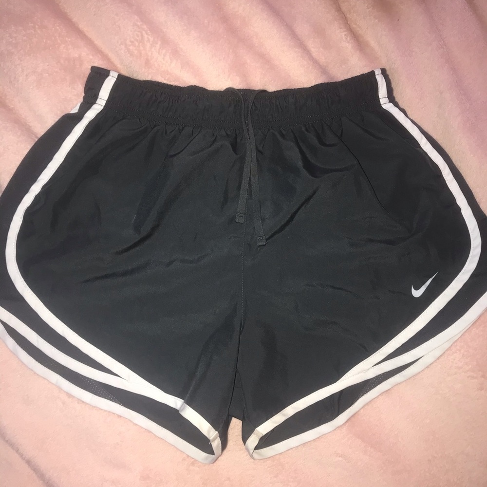 like new women’s Nike running shorts